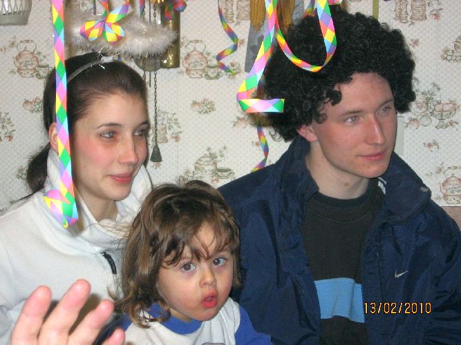 20100215001